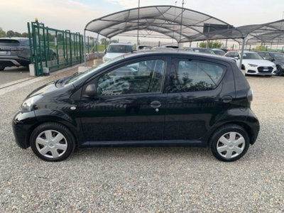 Toyota Aygo 1.0 12V VVT-i 5 porte Active (2)