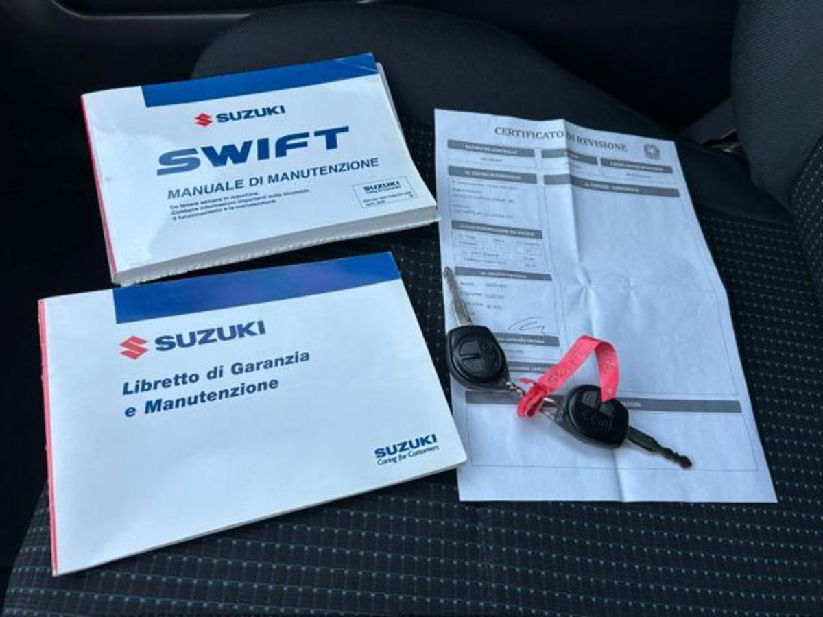 Suzuki Swift 1.3 3p. GL (12)