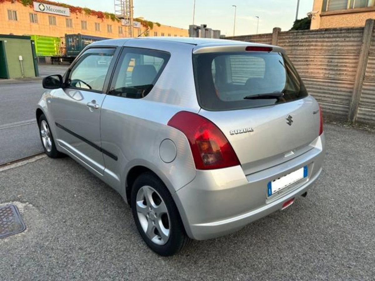 Suzuki Swift 1.3 3p. GL (3)