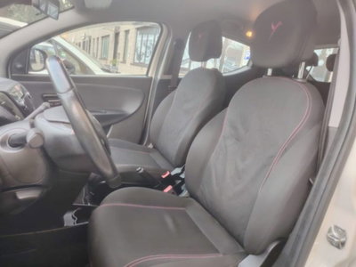 Lancia Ypsilon 1.2 69 CV 5 porte Elefantino (7)