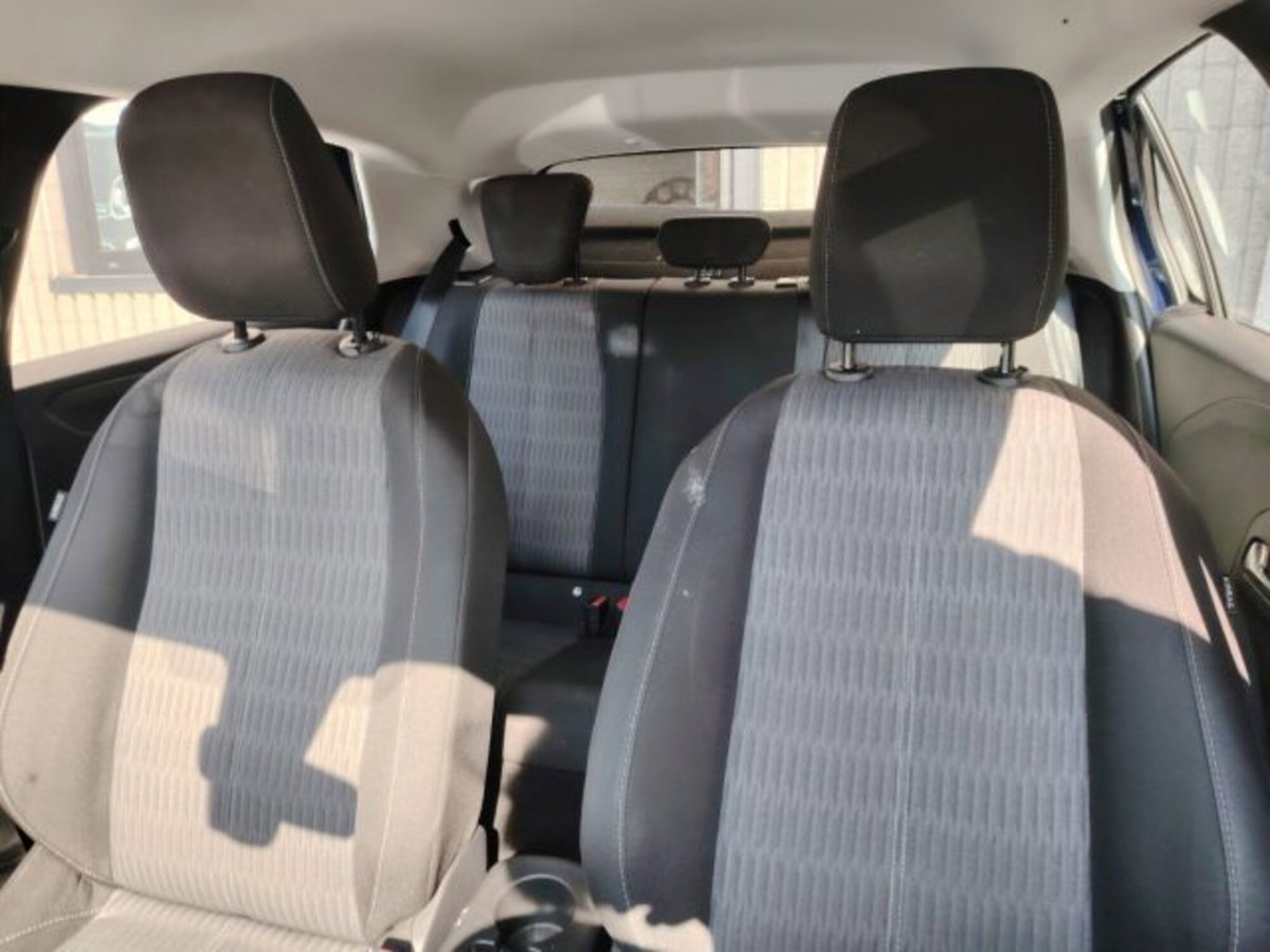Opel Corsa 1.2 Elegance (12)