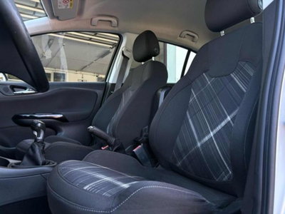 Opel Corsa 1.4 90CV GPL Tech 5 porte b-Color (6)