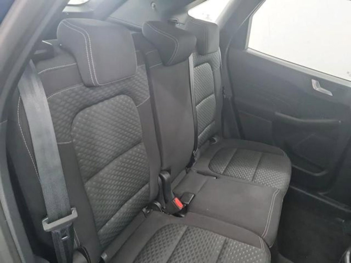 Ford Kuga 1.5 EcoBlue 120 CV 2WD ST-Line (6)