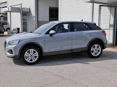 Audi Q2 35 2.0 tdi Business Advanced s-tronic (2)