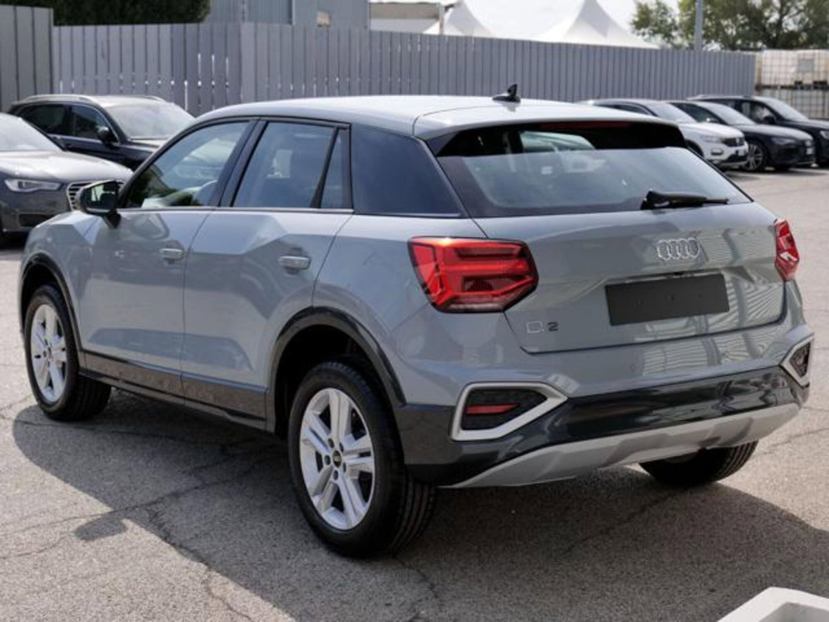 Audi Q2 35 2.0 tdi Business Advanced s-tronic (3)