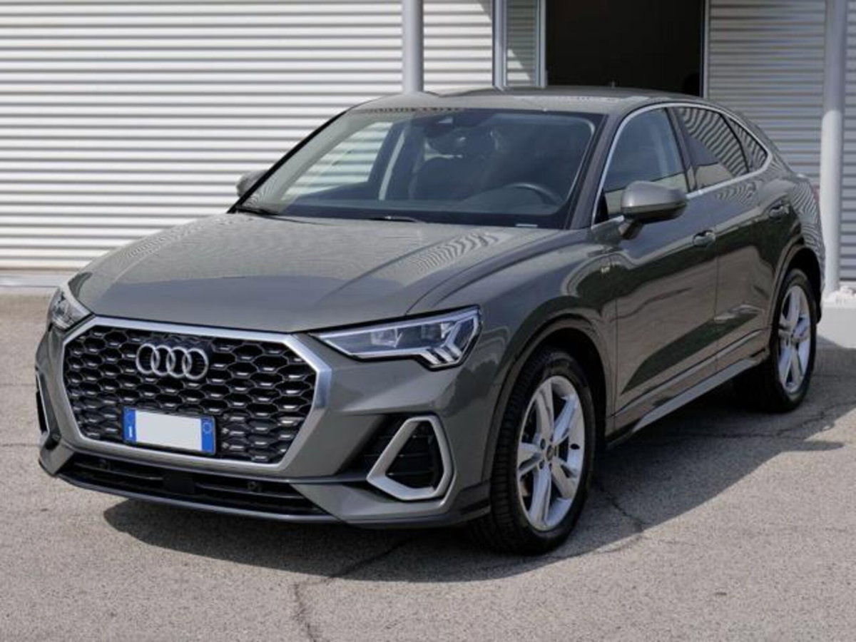 Audi Q3 Sportback Sportback 35 2.0 tdi s-tronic