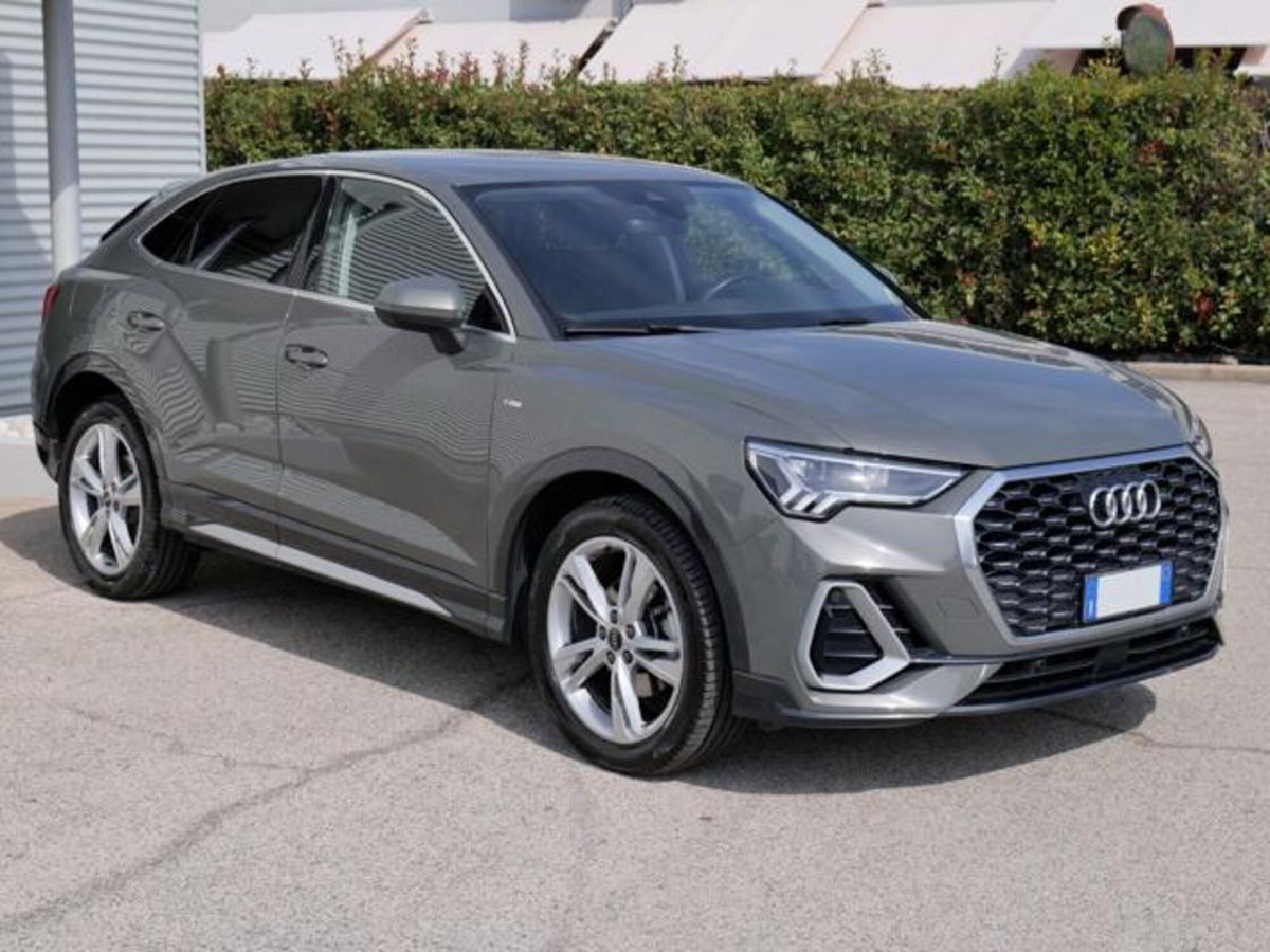 Audi Q3 Sportback Sportback 35 2.0 tdi s-tronic (4)