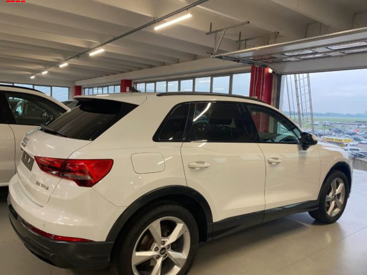 Audi Q3 35 TFSI S tronic Business (3)