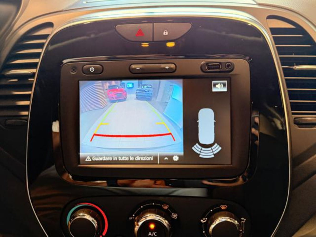 Renault Captur dCi 8V 90 CV Start&Stop Energy Sport Edition (11)