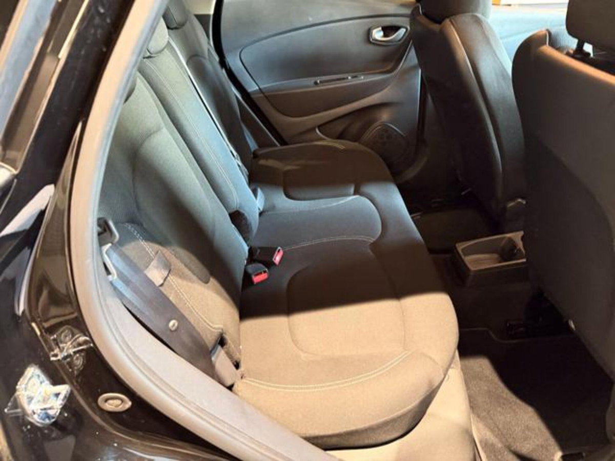 Renault Captur dCi 8V 90 CV Start&Stop Energy Sport Edition (13)