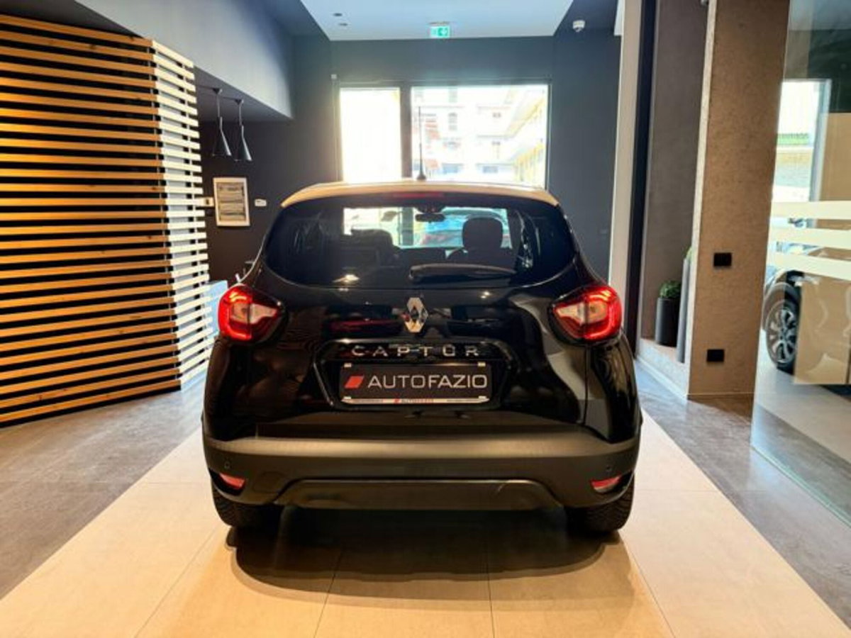 Renault Captur dCi 8V 90 CV Start&Stop Energy Sport Edition (8)