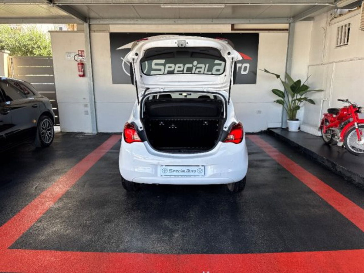 Opel Corsa 1.2 5 porte Innovation (13)