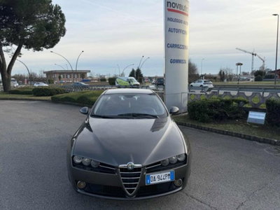 Alfa Romeo 159 1.9 JTS 16V Distinctive (2)