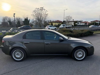 Alfa Romeo 159 1.9 JTS 16V Distinctive (4)