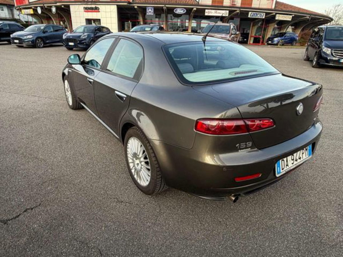 Alfa Romeo 159 1.9 JTS 16V Distinctive (7)