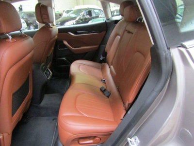 Maserati Levante Levante V6 AWD Granlusso (10)