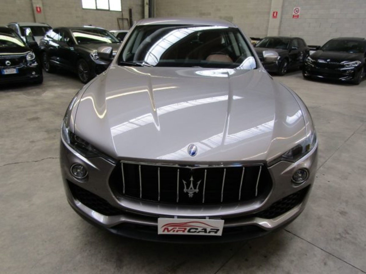 Maserati Levante Levante V6 AWD Granlusso (2)
