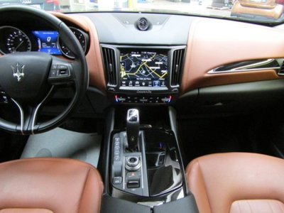 Maserati Levante Levante V6 AWD Granlusso (20)