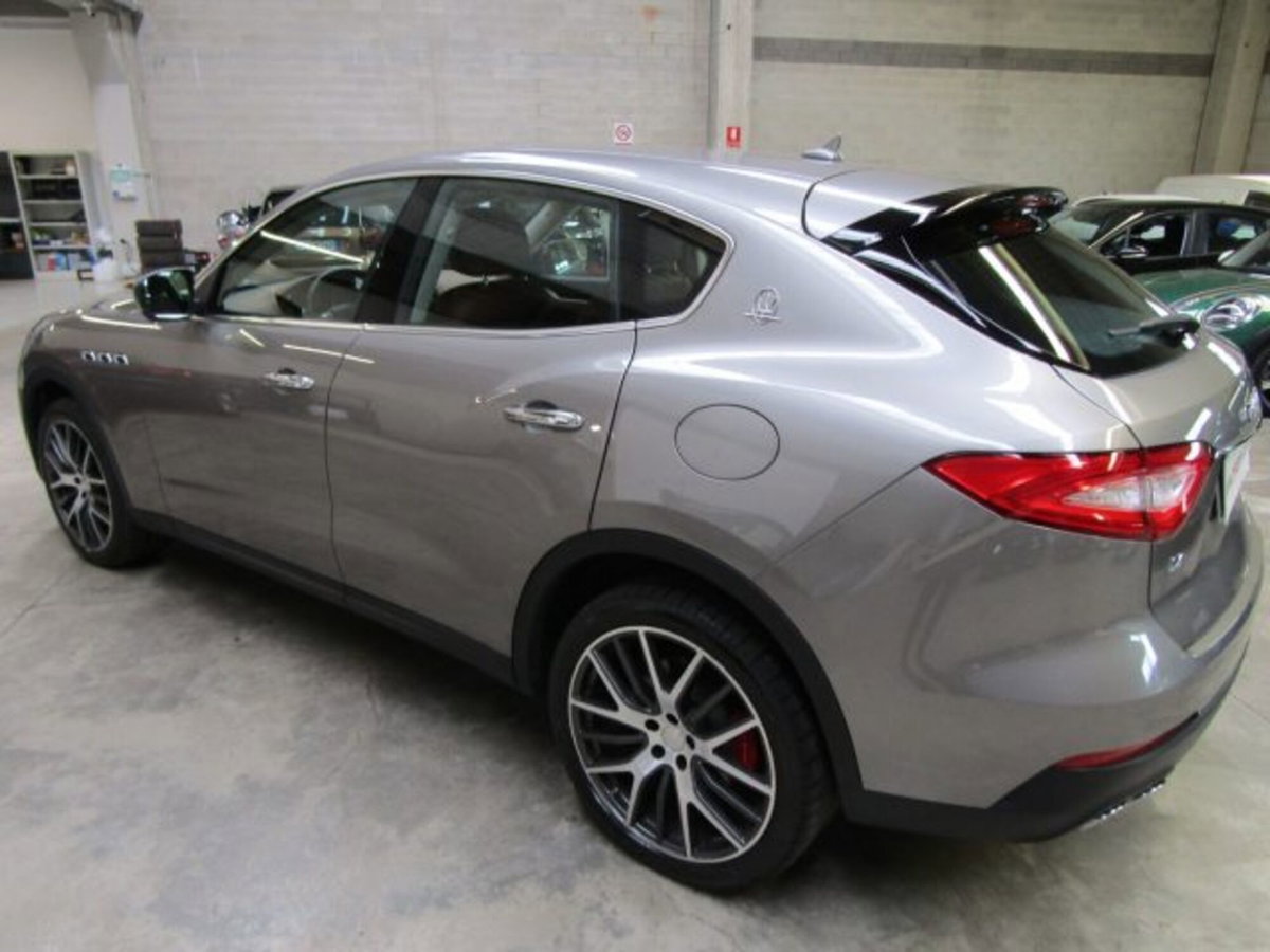 Maserati Levante Levante V6 AWD Granlusso (6)