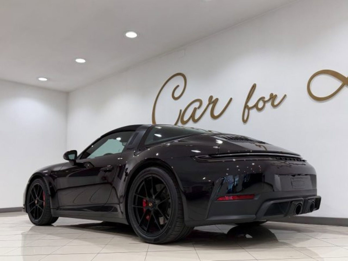 Porsche 911 Cabrio Targa 3.6 4 GTS auto (14)