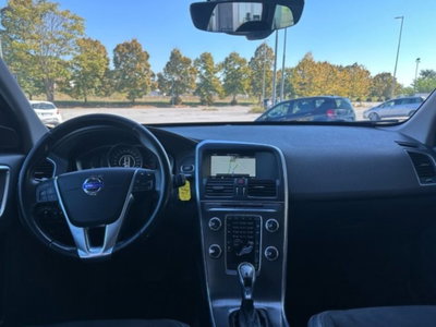 Volvo XC60 D4 AWD Geartronic R-design (10)