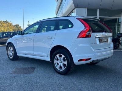 Volvo XC60 D4 AWD Geartronic R-design (6)
