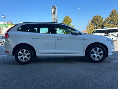 Volvo XC60 D4 AWD Geartronic R-design (7)