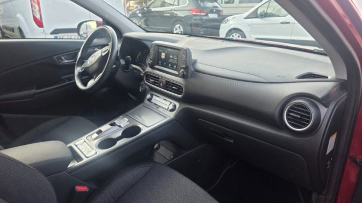 Hyundai Kona EV 64 kWh XPrime (10)