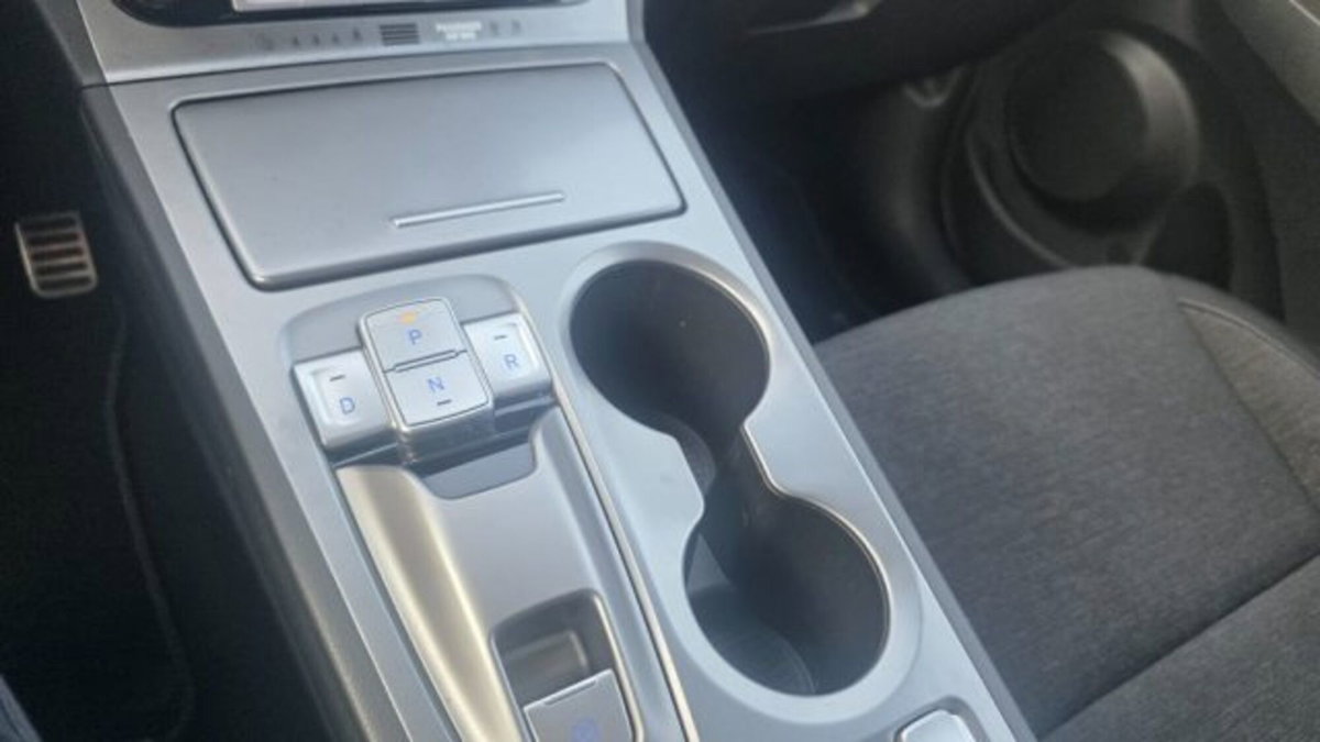 Hyundai Kona EV 64 kWh XPrime (13)
