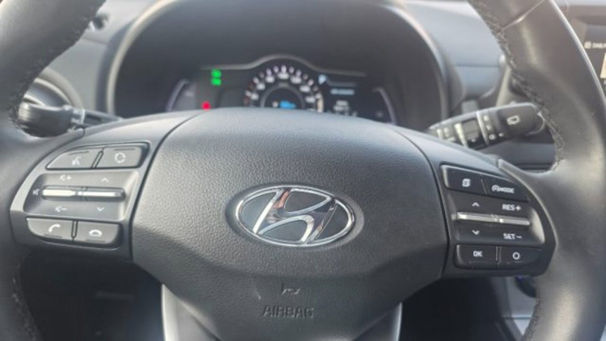 Hyundai Kona EV 64 kWh XPrime (17)