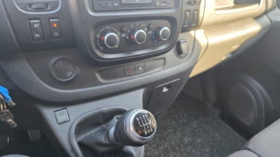 Renault Trafic Furgone T29 2.0 dCi 120CV PC-TN Furgone Ice Plus (11)