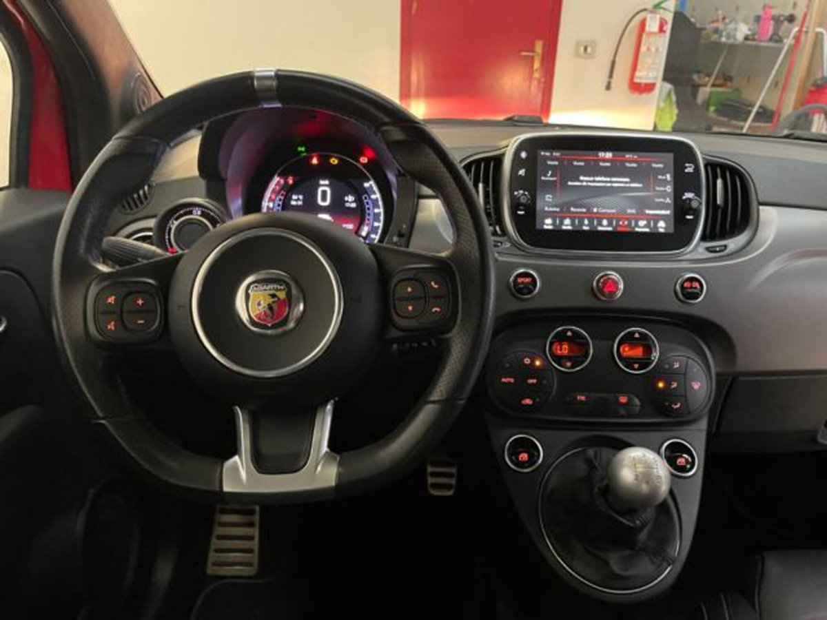 Abarth 595 595 1.4 Turbo T-Jet 165 CV Turismo (19)