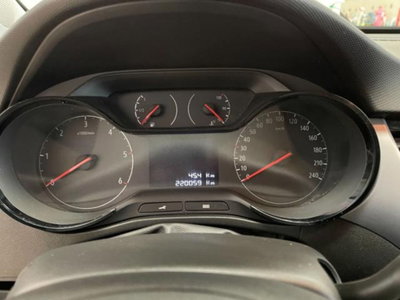 Opel Crossland X 1.6 ECOTEC D 120 CV Start&Stop Advance (8)