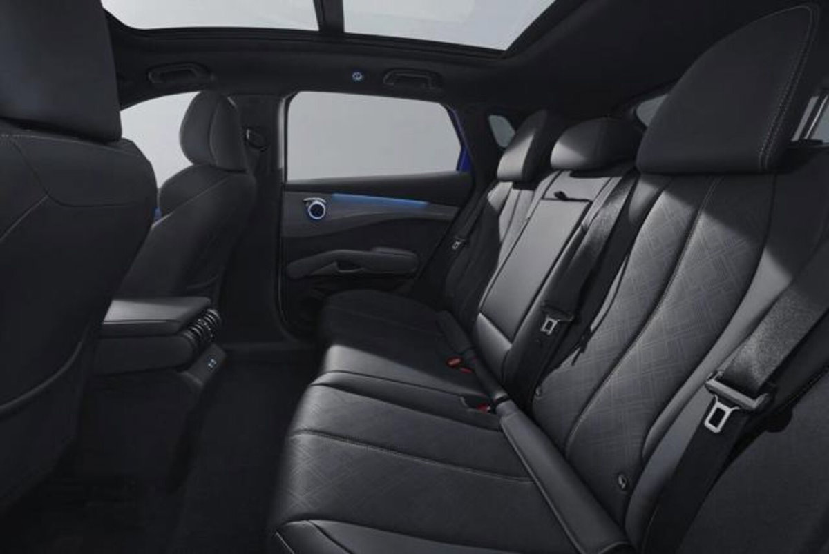 Byd Atto 3 74,8 kWh Design rwd (4)