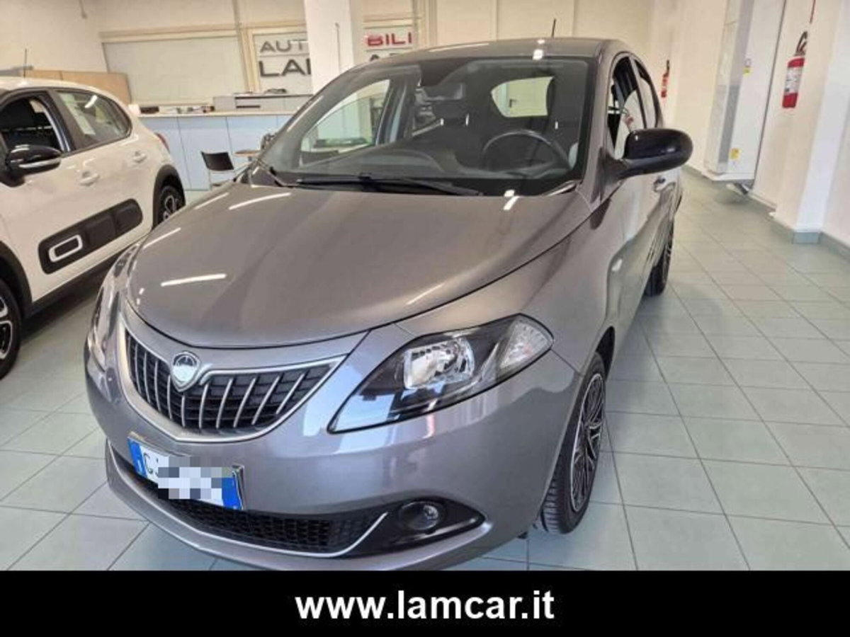 Lancia Ypsilon 1.0 FireFly 5 porte S&S Hybrid Gold Plus (5)