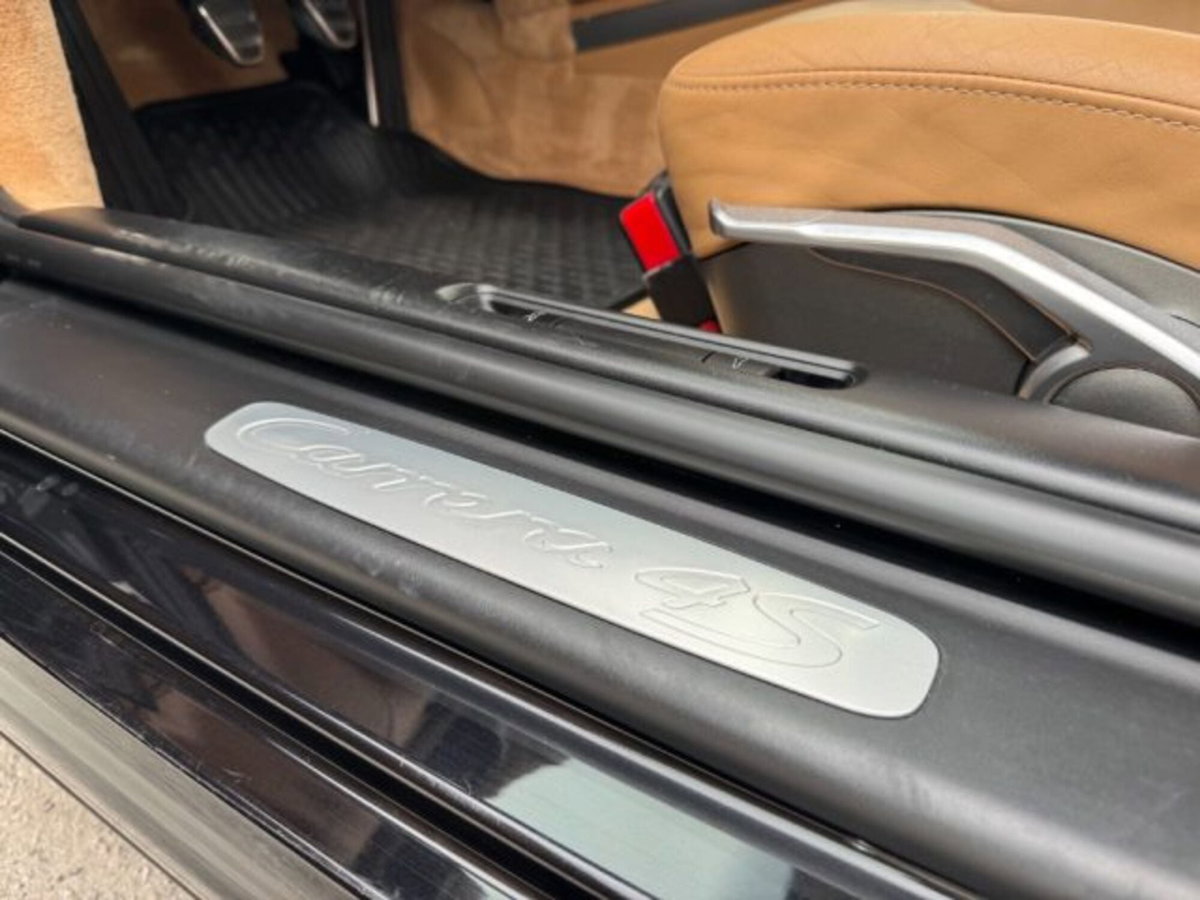 Porsche 911 Cabrio Carrera 4S (13)