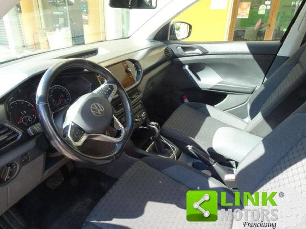 Volkswagen T-Cross 1.0 TSI 110 CV Sport (7)