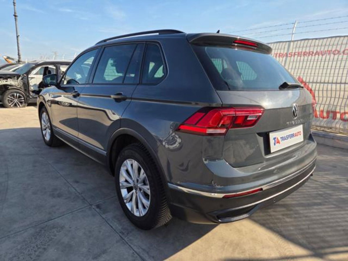 Volkswagen Tiguan 2.0 TDI 150 CV SCR DSG 4MOTION Life (3)