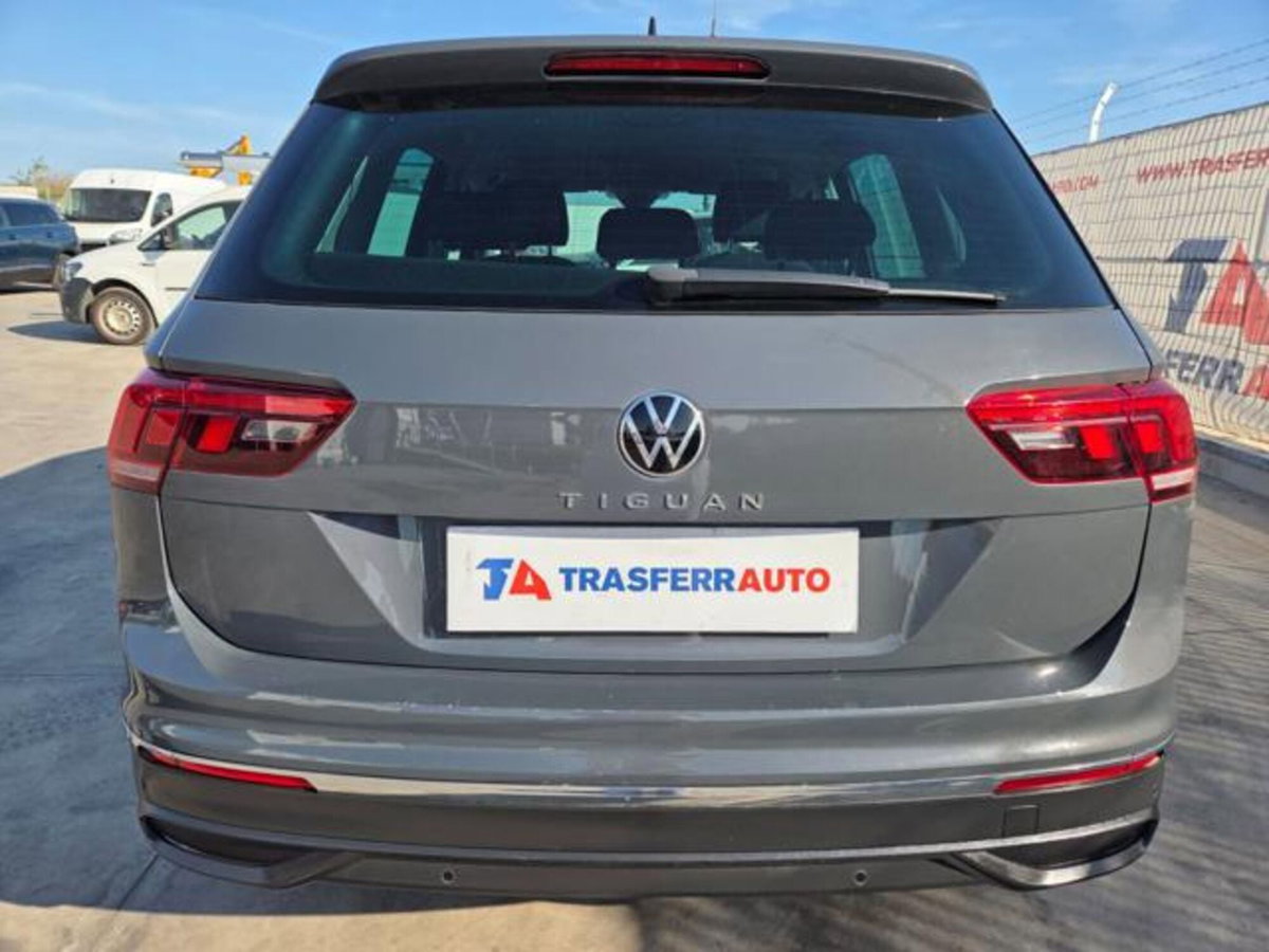 Volkswagen Tiguan 2.0 TDI 150 CV SCR DSG 4MOTION Life (4)