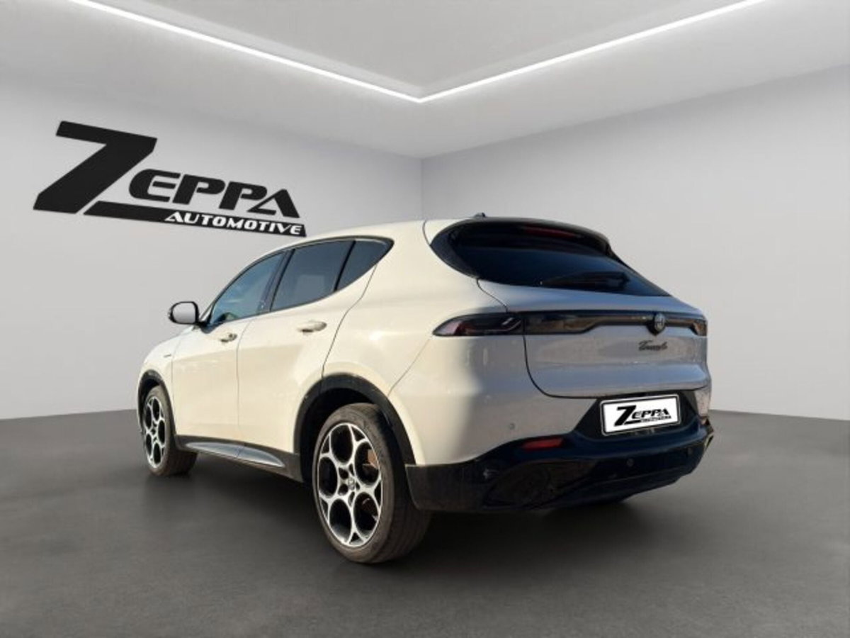 Alfa Romeo Tonale 1.5 hybrid Tributo Italiano 160cv tct7 (4)