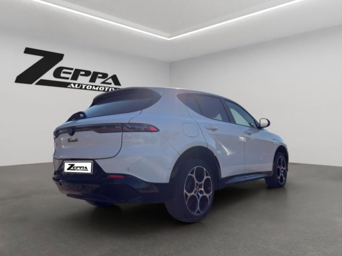 Alfa Romeo Tonale 1.5 hybrid Tributo Italiano 160cv tct7 (6)
