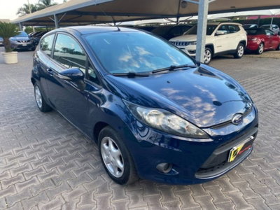 Ford Fiesta 1.4 TDCi 68CV 3 porte Titanium (2)
