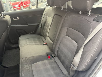 Kia Sportage 1.6 GDI 2WD Cool (8)