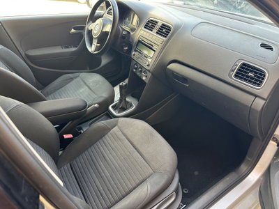 Volkswagen Polo 1.6 TDI 90CV DPF 5 porte Comfortline (4)