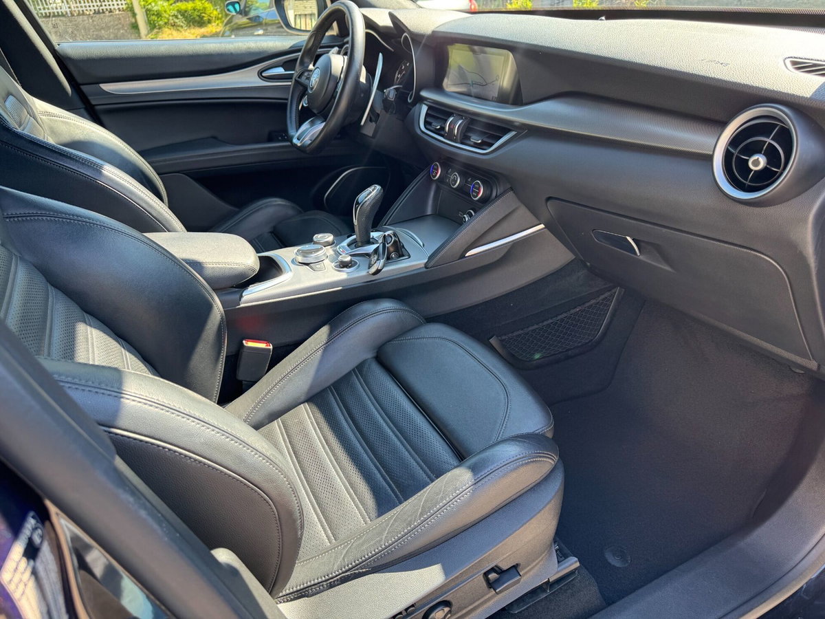 Alfa Romeo Stelvio Stelvio 2.2 Turbodiesel 210 CV AT8 Q4 Veloce (14)