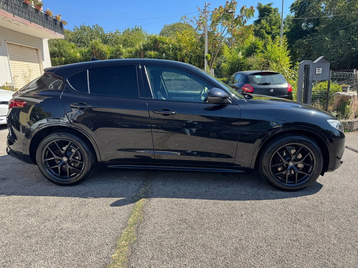 Alfa Romeo Stelvio Stelvio 2.2 Turbodiesel 210 CV AT8 Q4 Veloce (4)