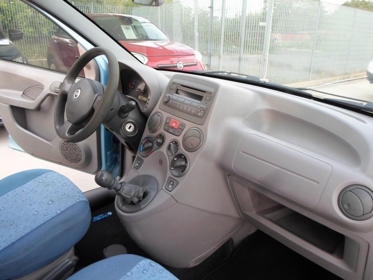 Fiat Panda 1.1 Actual (16)