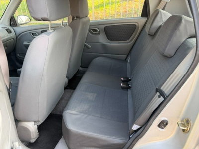 Suzuki Alto 1.1i cat 5p. DX (12)