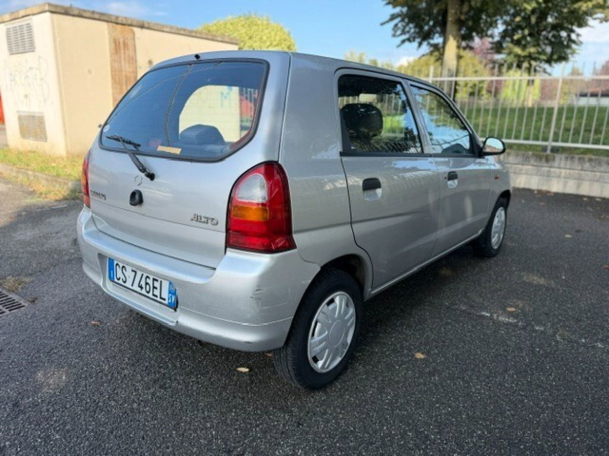 Suzuki Alto 1.1i cat 5p. DX (4)