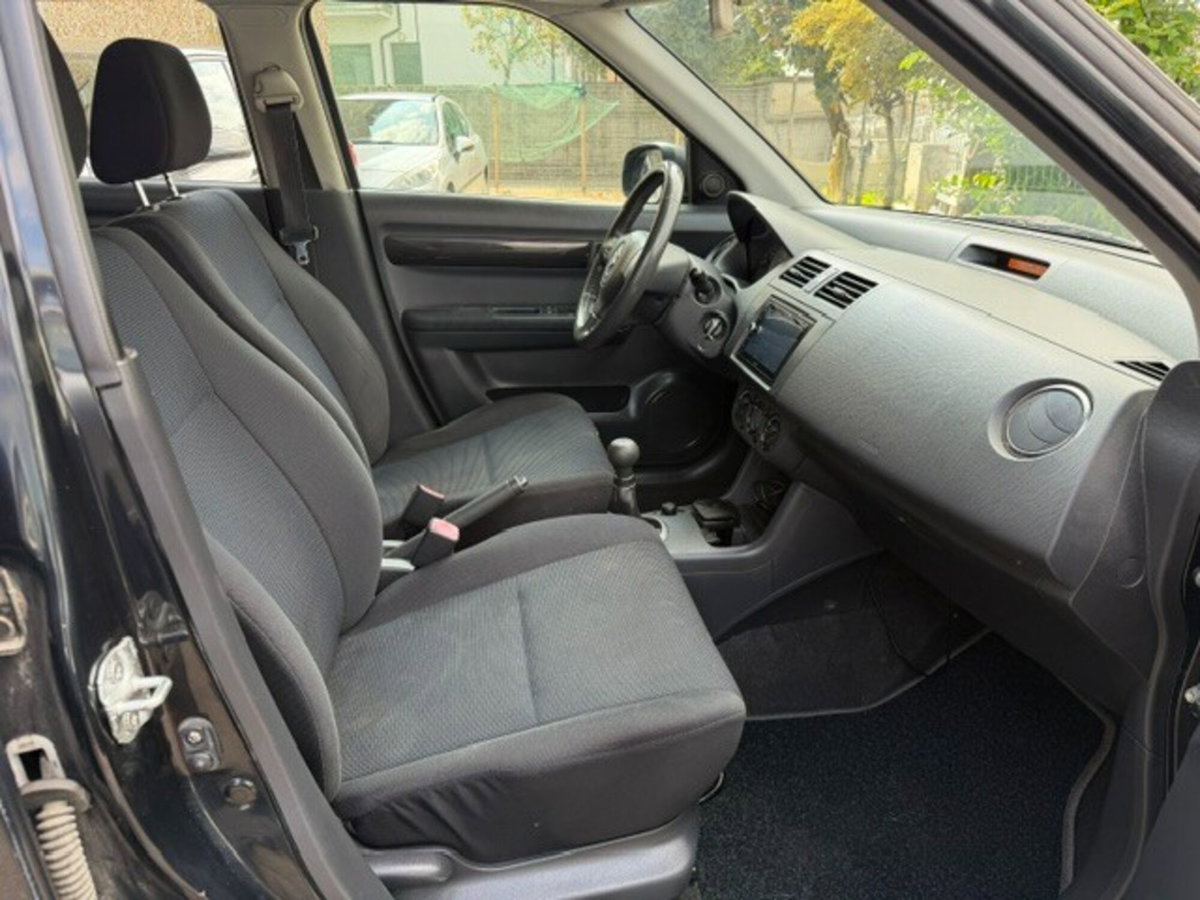 Suzuki Swift 1.3 4x4 5p. GL (13)